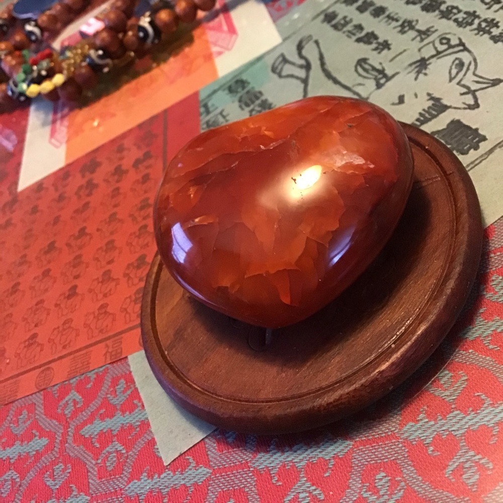 HEART SHAPED ~ CARNELIAN GEMSTONE - Picture 6 of 8